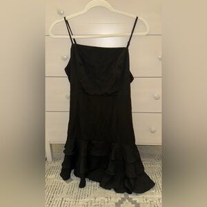 lulu’s black dress